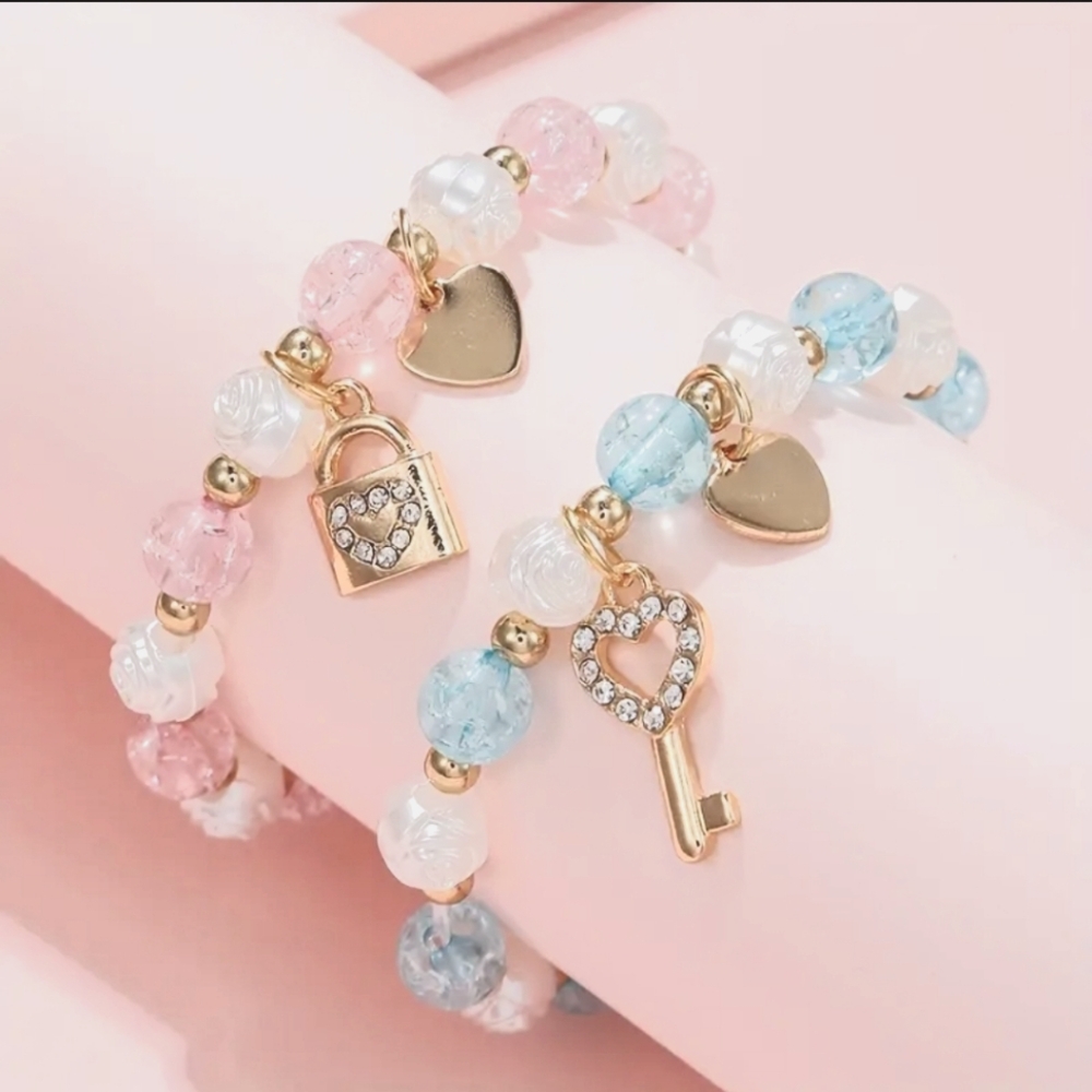 2pcs Girls Cute Lock Key Heart Pendant Bracelet, Flower Design Beaded Elastic‎